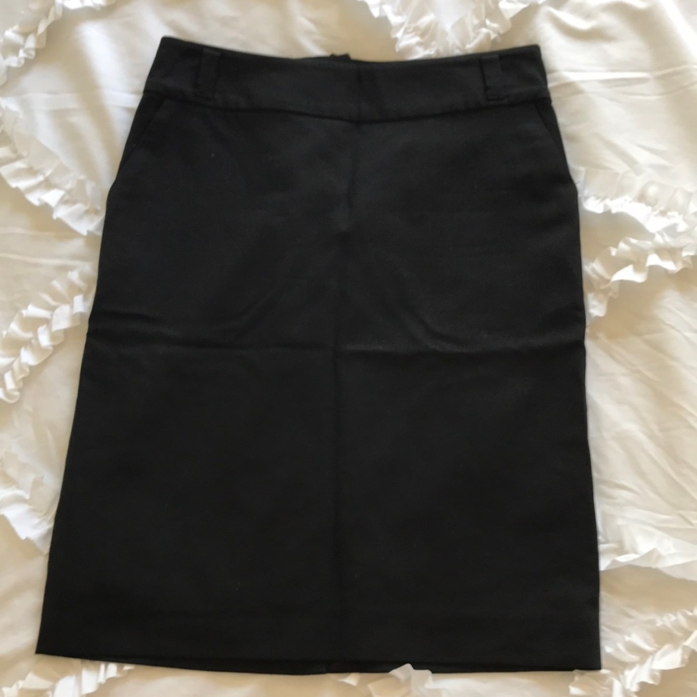 Banana republic size 0 black ponte pencil skirt